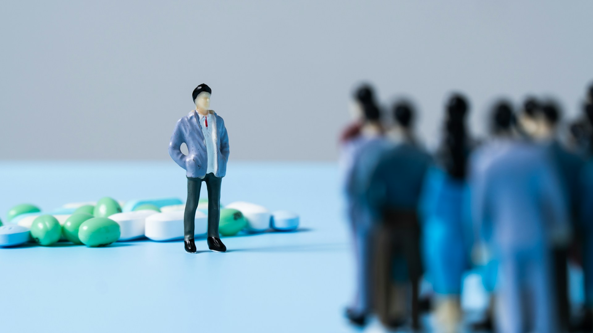 Superando o Negacionismo: A Importância do Reconhecimento das Crises