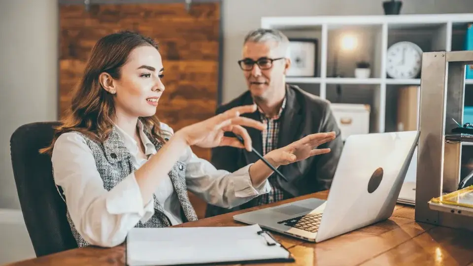 Mentoria Reversa: Aprendendo com Novas Gerações