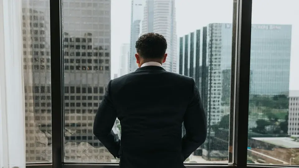 Como funciona o investimento anjo em negócios iniciantes