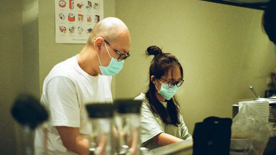 Técnicas de Alívio para Náuseas e Vômitos em Pacientes Críticos