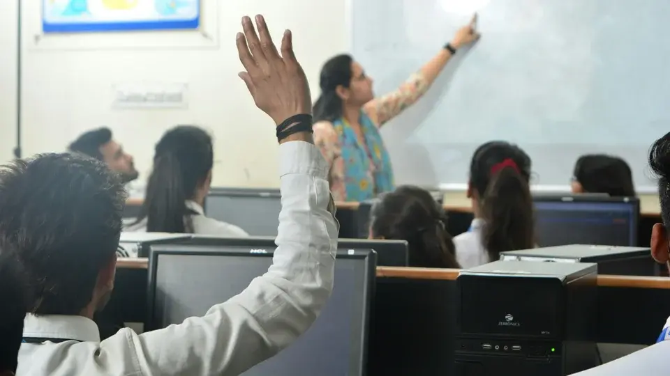 Aprendizagem por experiência: como resolver problemas reais na educação