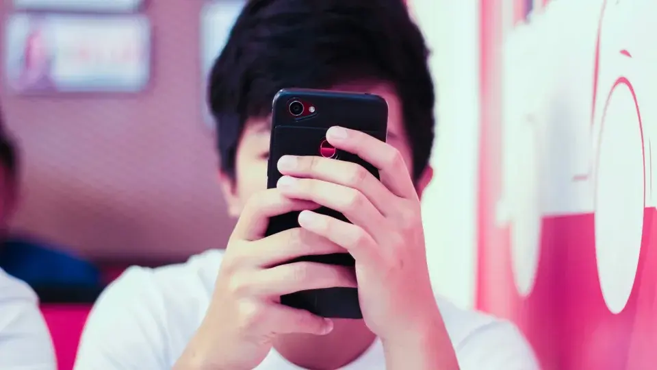 Concentração e distração: o impacto dos dispositivos eletrônicos na nossa aprendizagem